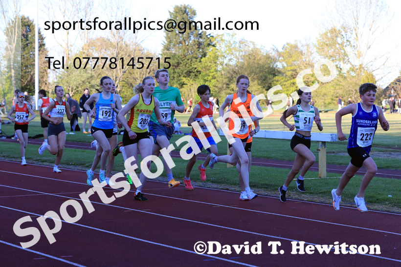 The 1500 metres, 2026 NEGP 1, Monkton Stadium. Photo: David T. Hewitson/Sports for All Pics